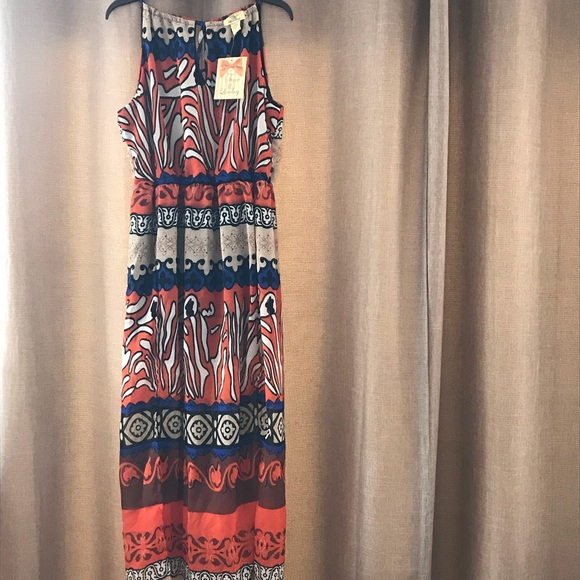 NWT. Stevie and Lindsey dress - Picture 2 of 8